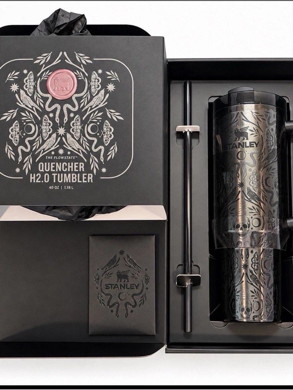 Stanley 40oz Deadly Damask Halloween Quencher Limited Edition NWT